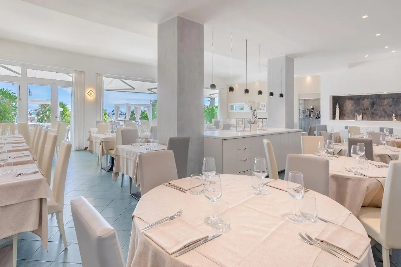Hotel Sanremo Lido di Jesolo 3*,  Olaszország